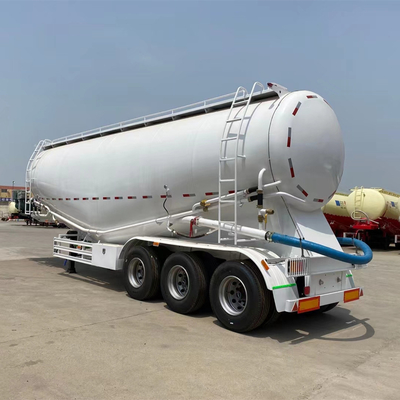 3 assi Cimc Cement Bulker Trailer con 35m3 40m3 45m3 Capacità e 2 portatori di pneumatici di ricambio