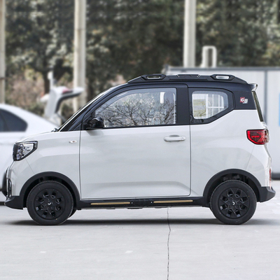 Servizio post-vendita auto elettrica Ricambi tecnici Supporto 4 ruote BEV Piccolo SUV